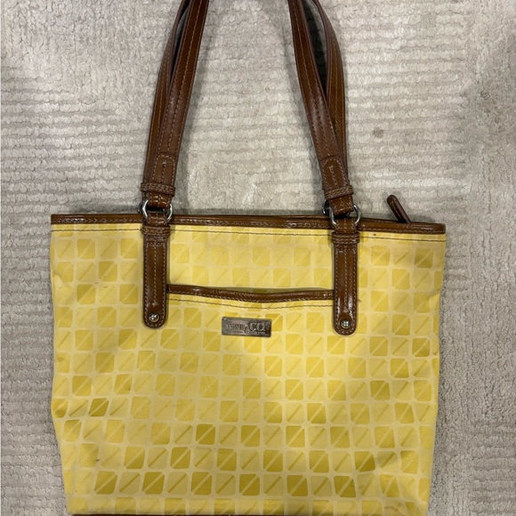 Nine & Co. Geometric Yellow and Brown Tote - Picture 1 of 3